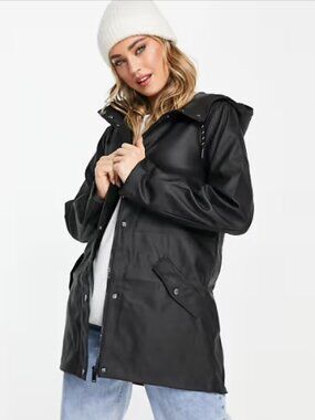 Vero Moda hooded rain jacket, cinchable waist, BLACK